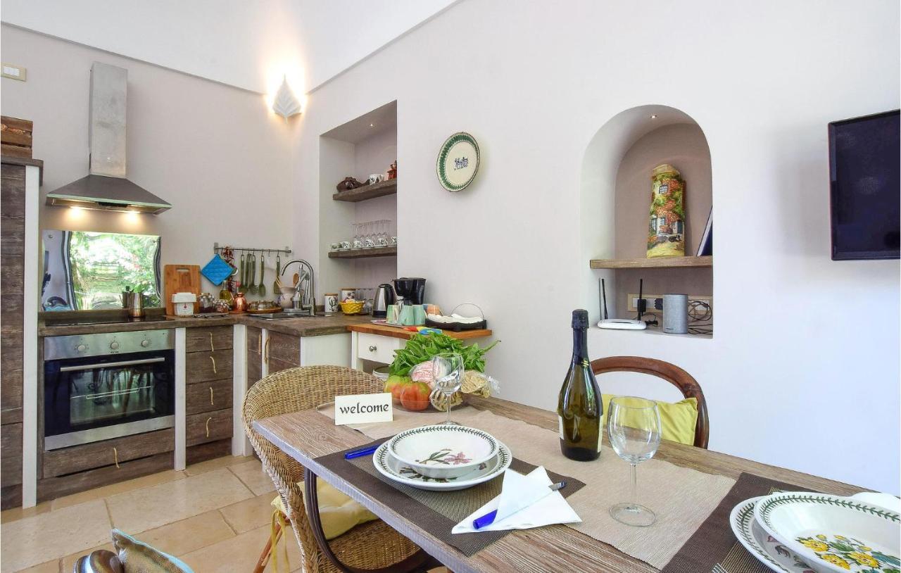 Cozy Apartment In 마사루브렌세 외부 사진